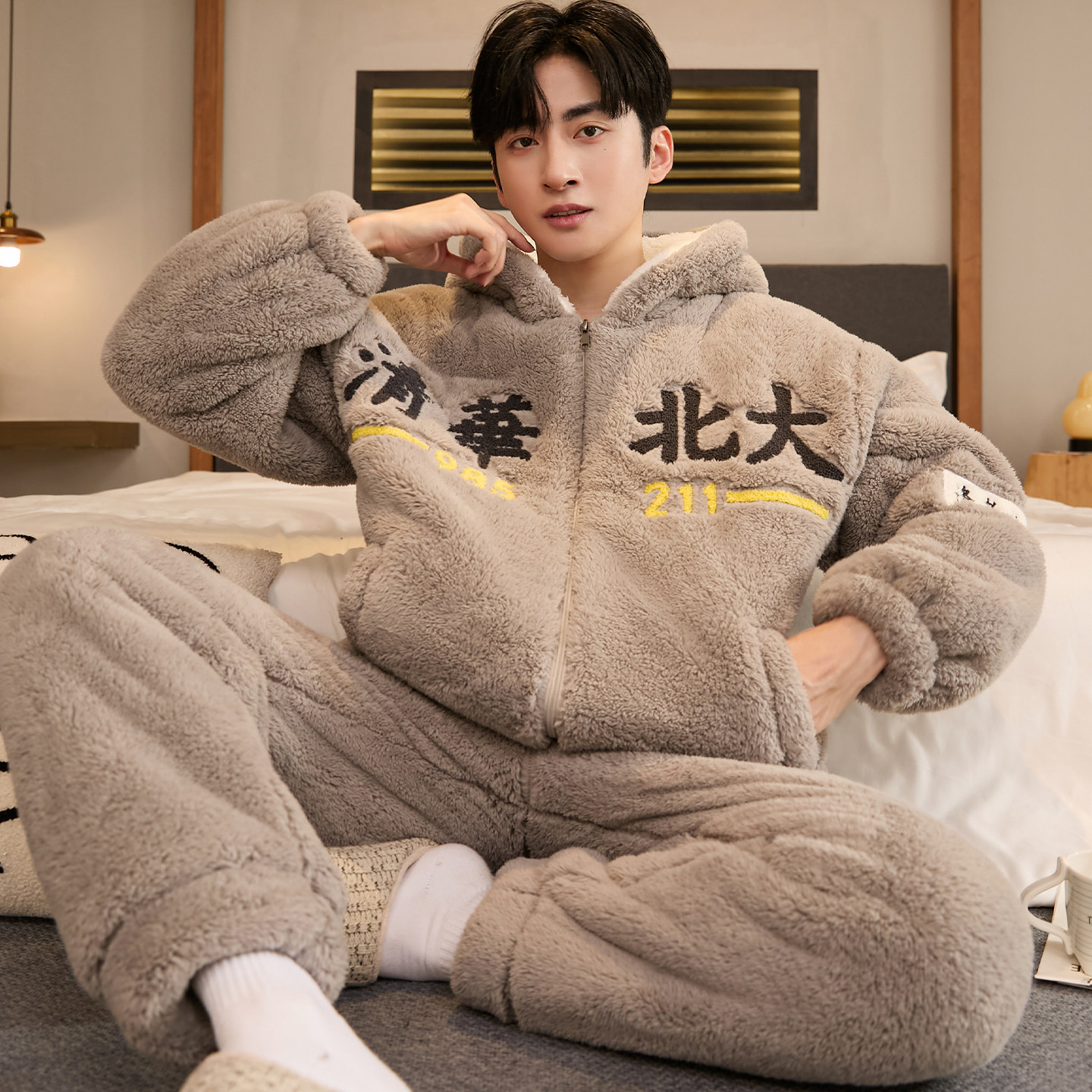 秋冬季男士珊瑚绒睡衣加厚加绒长袖法兰绒家居服套装可外穿冬天