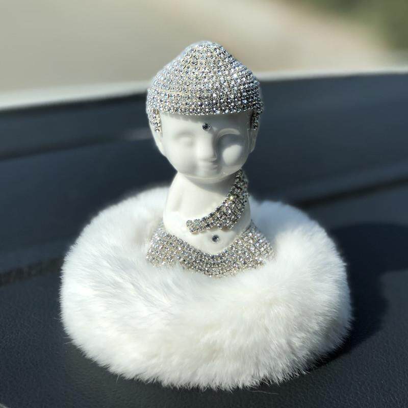 汽车摆件车内饰品佛像保平安创意车载高档香水座镶钻车上装饰男女