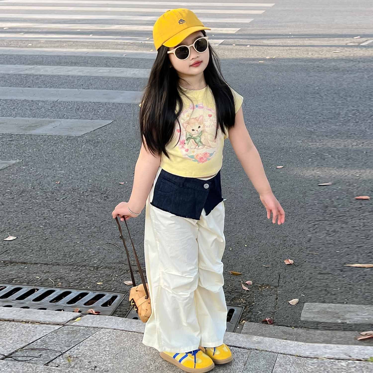 韩版女童2025夏季新款可爱奶黄色小猫短款T恤小女孩个性拼接裤子