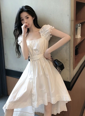 法式复古方领仙女裙收腰2026夏季新款显瘦设计感白色短袖连衣裙女