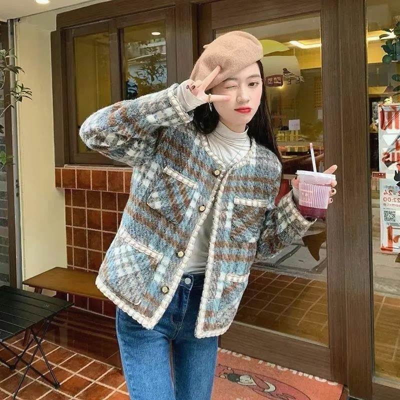 新款百搭格子短外套毛呢