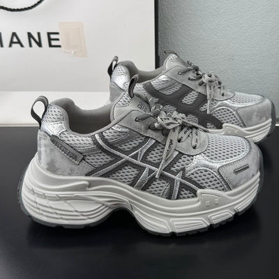 双色带复古做旧休闲真皮老爹鞋女2026新款小个子轻便增高运动鞋潮