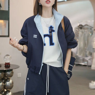 立领撞色短款冲锋衣外套女款2026春季新款爆款设计感长袖夹克上衣