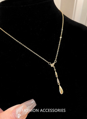 法国capinkofin年新款复古金色拉丝水滴项链女千金感气质精致