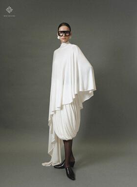 H2B à La Mode越南品牌Lignes Souveraines系列垂褶上衣定制