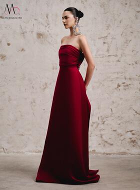 HA THANH VIET越南品牌Veiled Emotions系列A字形直领连衣裙定制