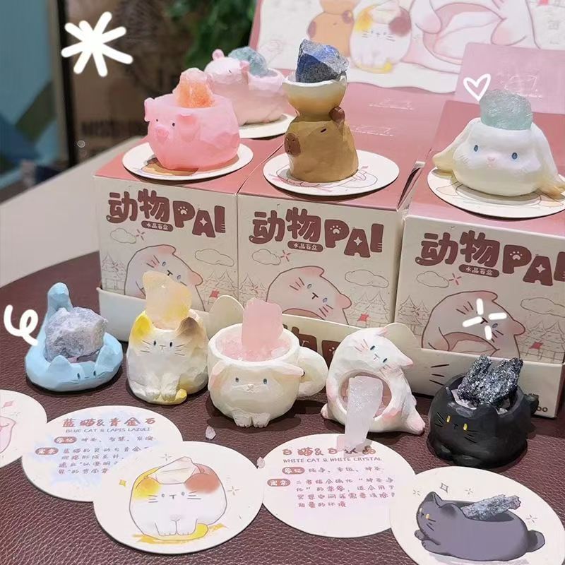 爆款动物PAL水晶盲盒玩具