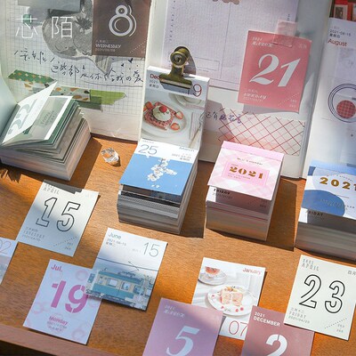 2021 Pocket Book 365 Days Mini Desk Calendar Material Paper