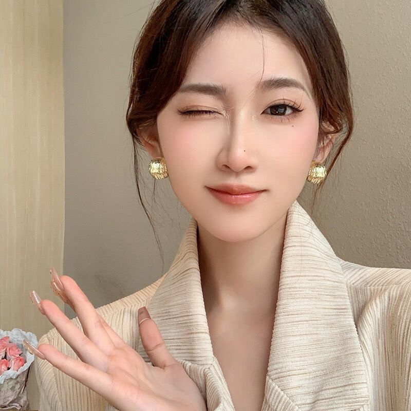 高级感褶皱c型冷淡风银针耳钉女