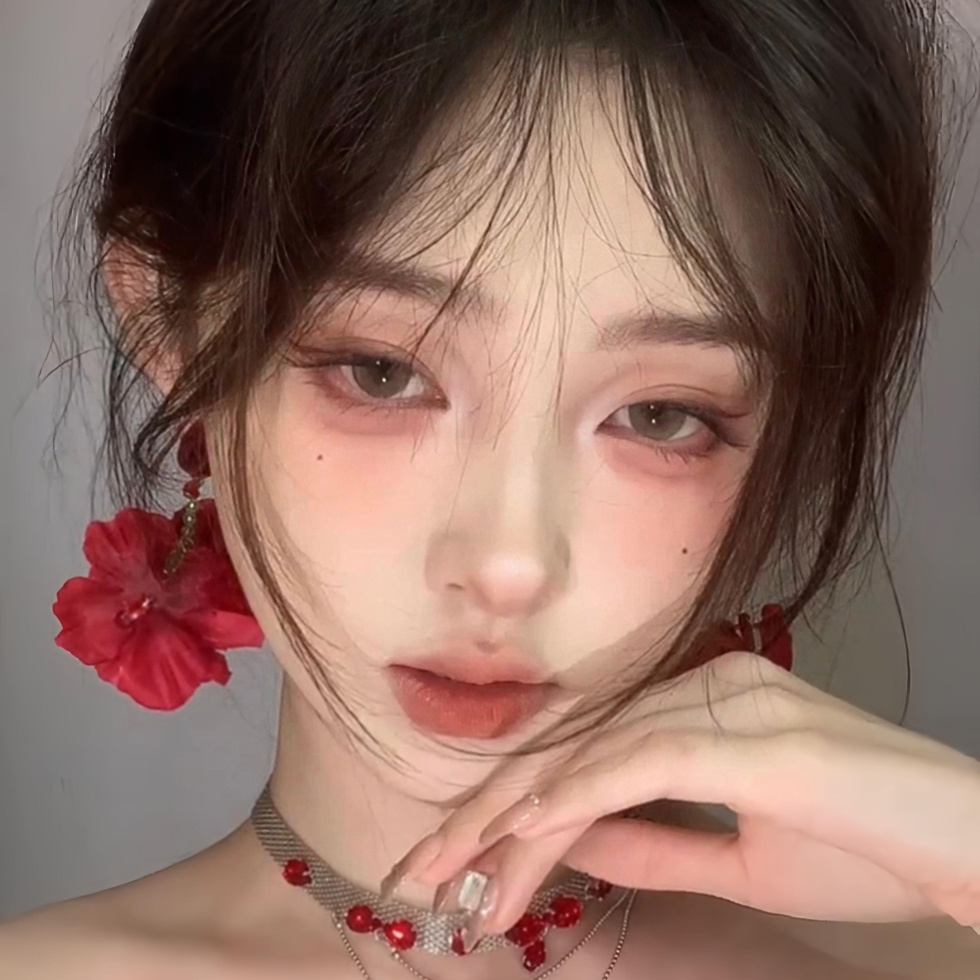 氛围感红玫瑰串珠流苏银针耳钉女