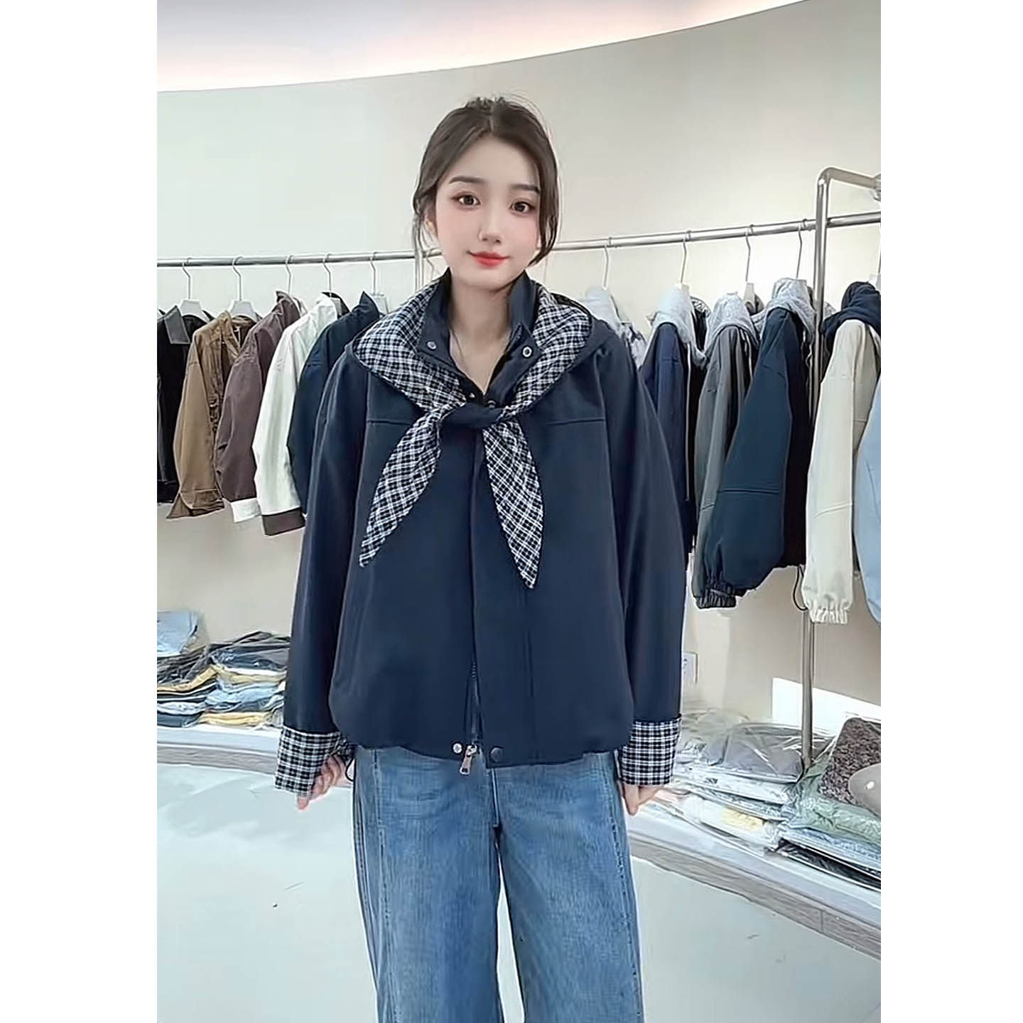 格子拼接撞色秋季外套女2025新款百搭时尚可拆卸帽子休闲宽松上衣