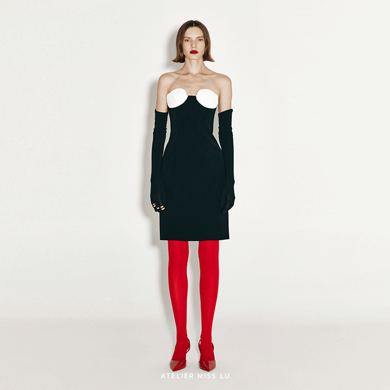 抽象花片设计修身抹胸连衣裙