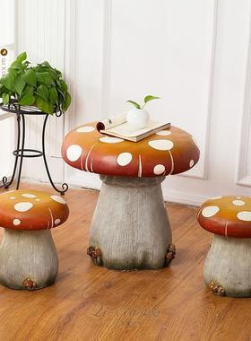儿童房装饰品摆件 卧室阳台户外花园可爱蘑菇桌椅创意家居工艺品