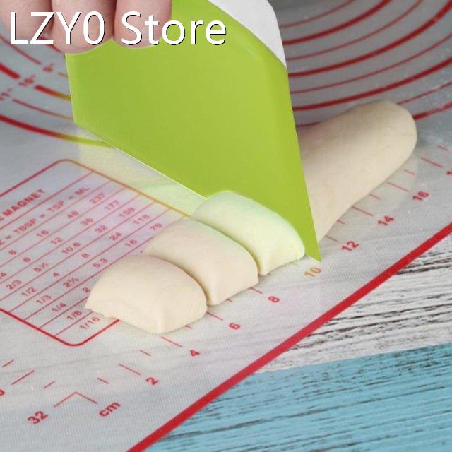 1Pc Plastic Cream Smooth Cake Spatula Dough Cutter Scraper B