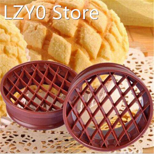 1PC Lattice Press Pineapple Bun Mold Plastic Bread Cake Mold