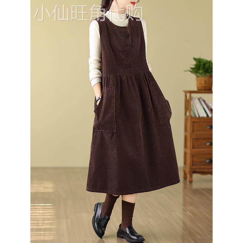 背带连衣裙女2025新款秋冬灯芯绒大码文艺覆古双排扣无袖背心裙子