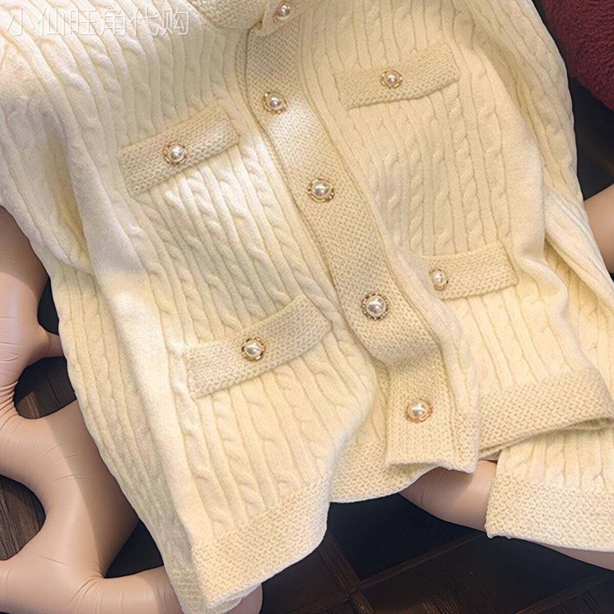 日系高级感超好看白色针织开衫女秋冬加厚小香风别致漂亮毛衣外套