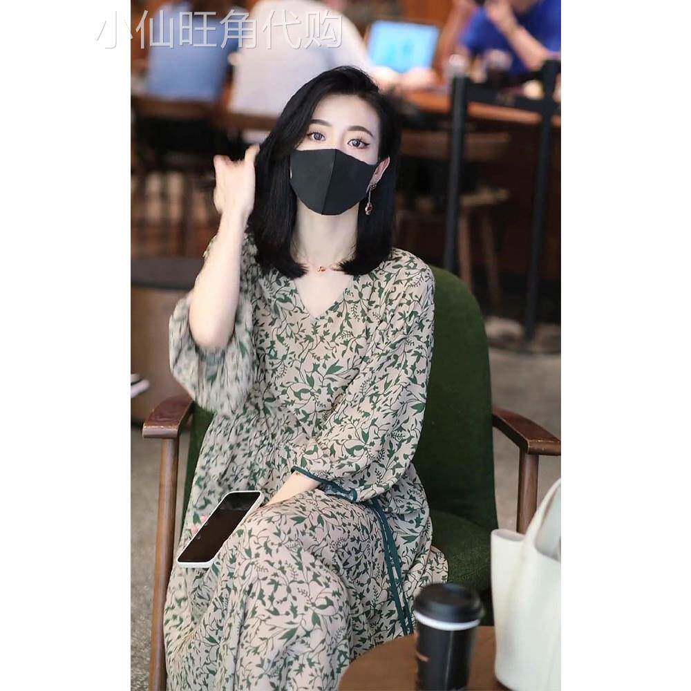 欧洲站夏季新款法式轻奢名媛气质轻熟风别致惊艳显瘦碎花洋装女