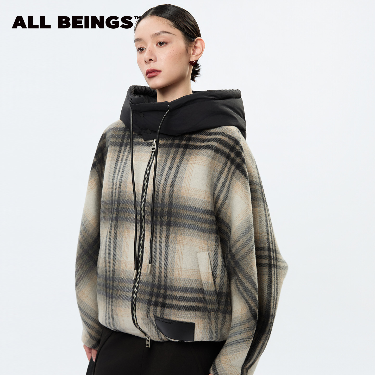 ALLBEINGS短款白鹅绒双面呢外套