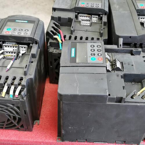 变频器6SE6420-2UD24-0BA6SE6420-2UD23-0BA16SE6420-2UD25-5CA1