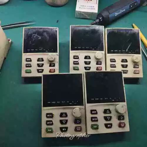 议价EM600变频器面板。图上实物。功能包好。