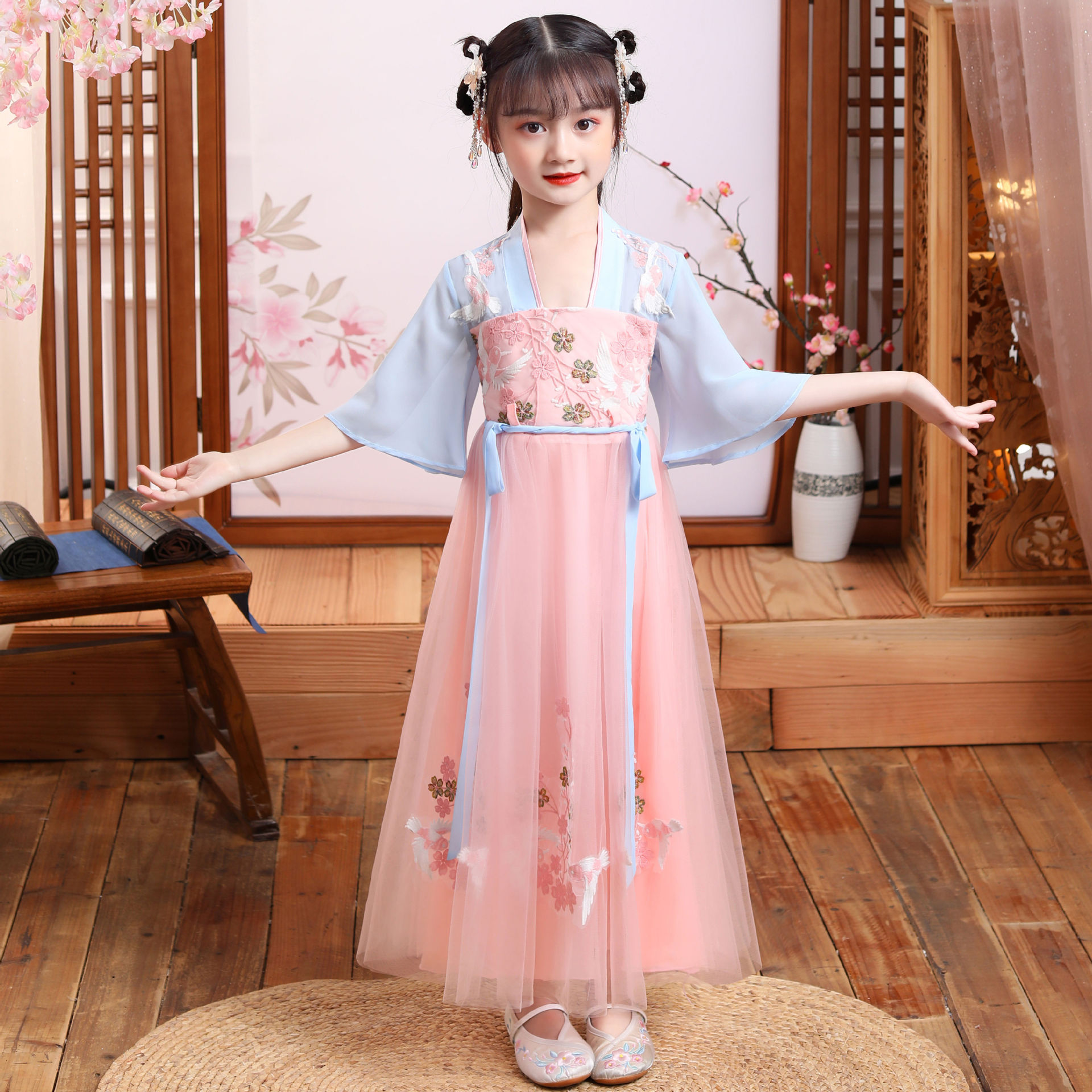 儿童汉服新款女童中连衣裙套装