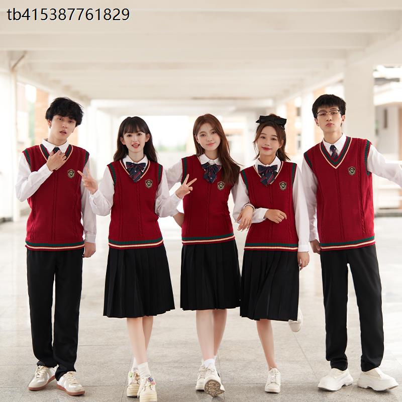 高中生合唱诗歌朗诵演出