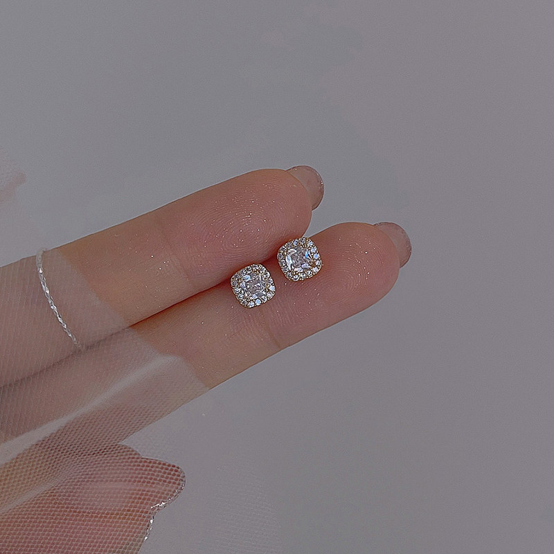 迷你小巧几何方糖耳钉女2026新款爆款简约时尚高级感小众耳环耳饰,饰品/流行首饰/时尚饰品新,耳钉,淘宝优惠券,粉丝福利购,淘宝优惠卷