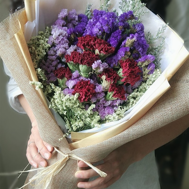 高档母亲节妈物花束康乃馨干花 送妈礼 送喜婆生日惊婆 教师奢华