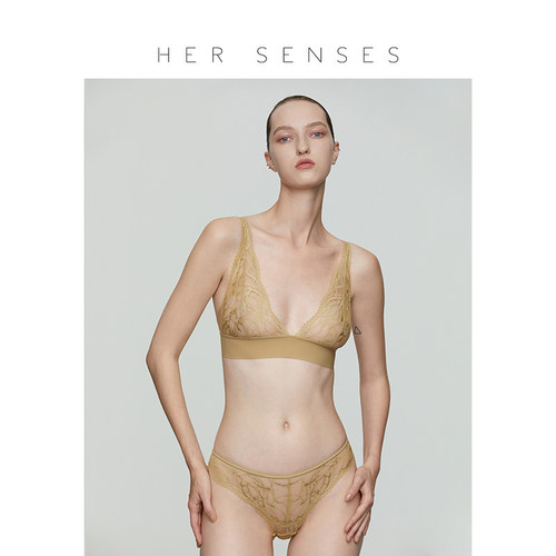 HER SENSES/何识姿在系列弹力蕾丝全罩杯无钢圈文胸B027