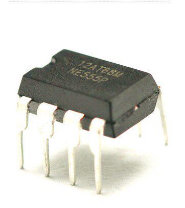 Free Shipping100 x New NE555 NE555P NE555N 555 Timers DIP-8