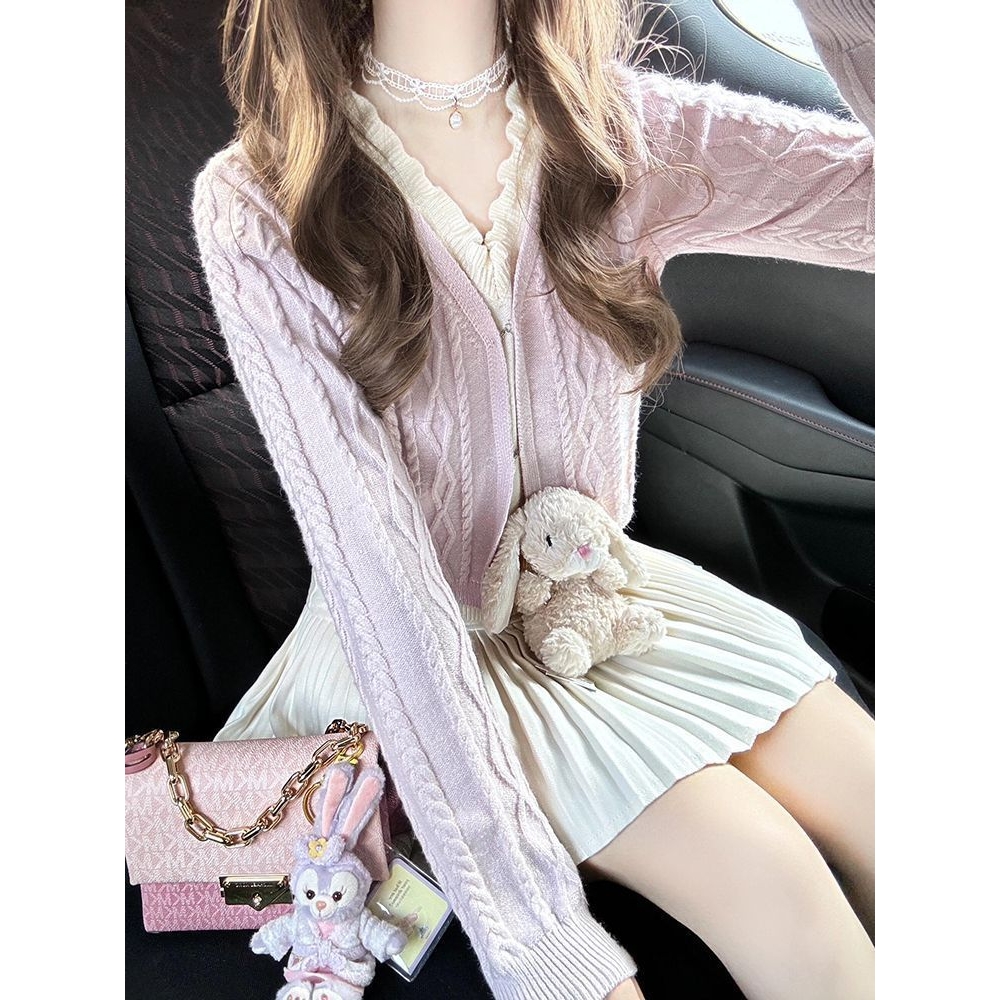 假两件粉色毛衣女秋2024新款韩系V领麻花针织衫短款减龄长袖上衣