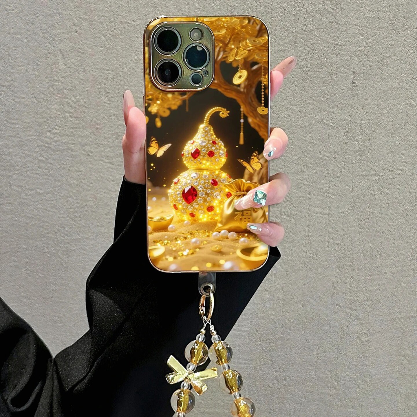 宝石葫芦电镀玻璃壳适用苹果15Pro手机壳新款简约iPhone17/15/14外壳金色全包防摔带手链17promax保护套女款