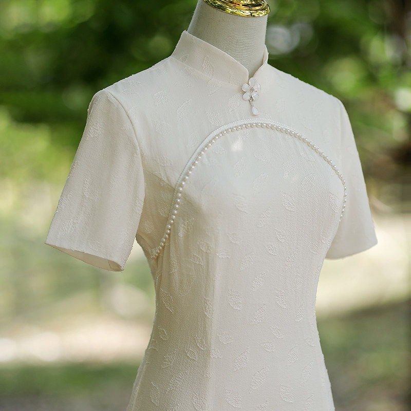 复古旗袍2024新款夏季年轻款国潮改良版设计感小个子白色连衣裙女