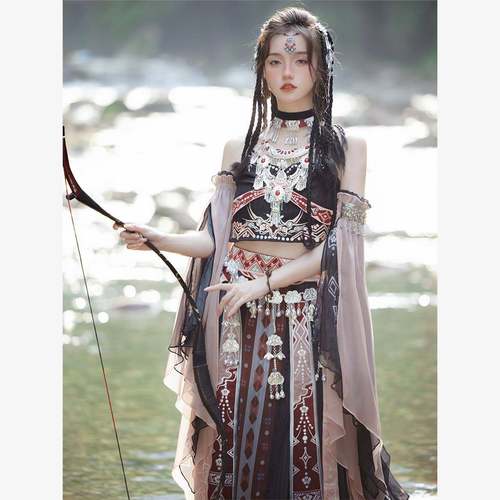 少数民族服饰异域风汉服黑色哈尼族印花刺绣银饰全套影楼拍照服饰