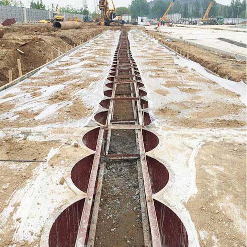 建地桩基础咬合桩墙筑钢模MAGA-102板混导泥土钢模具组合钢工模板