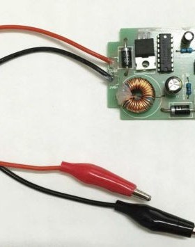 12 volts Lead Acid Battery Charger Desulfator 7-30 Amps Batt