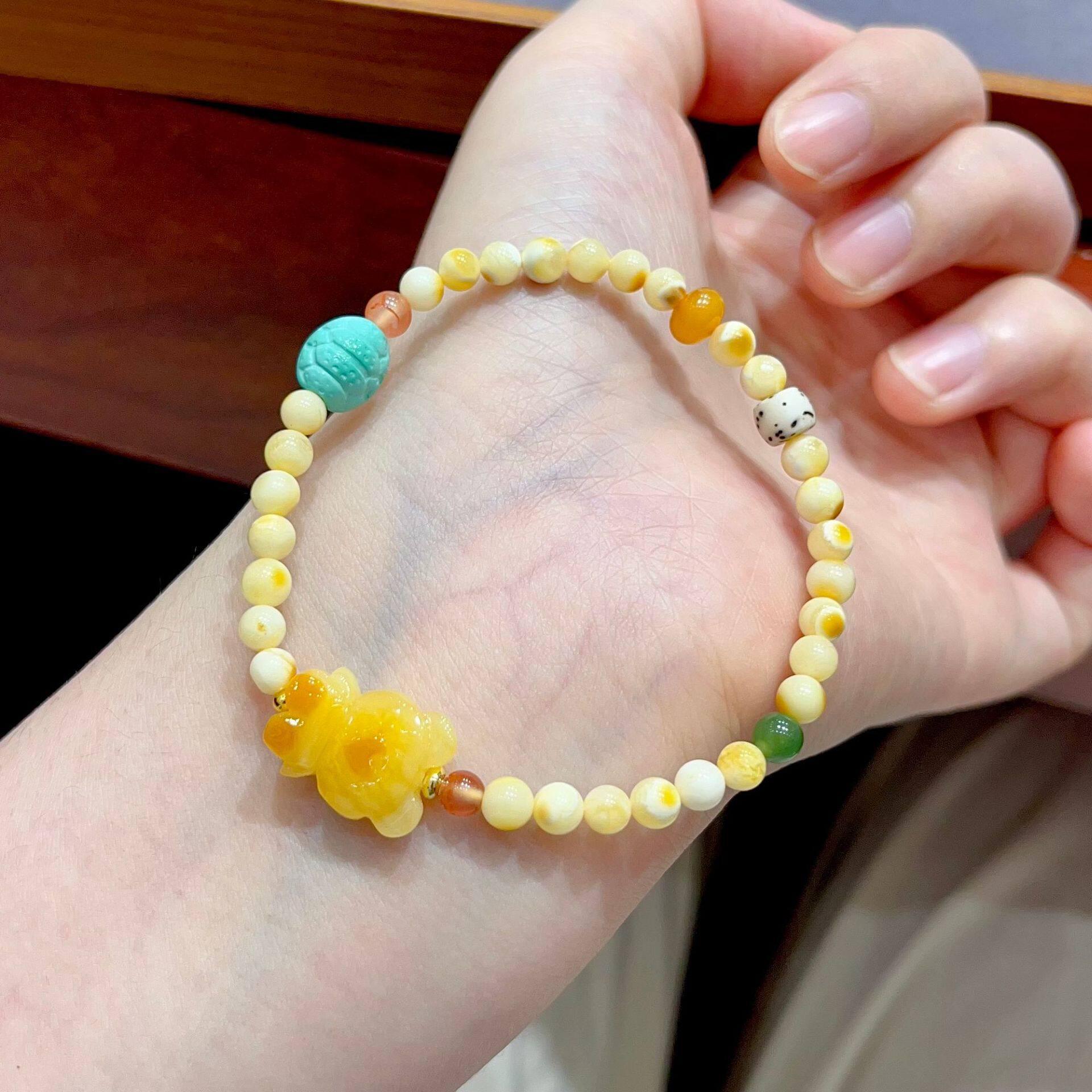 天然原皮琥珀蜜蜡小熊手串提溜绿松石小米珠配饰配件编绳手链男女