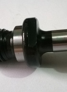 Pull Studs B40-45 degree with coolant drill through  Retenti