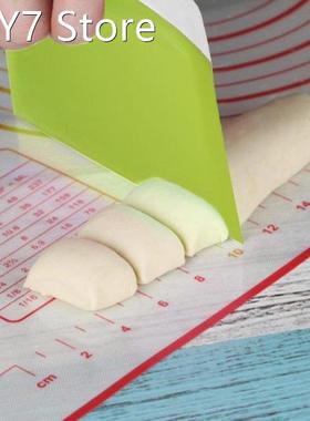 Plastic Cream Smooth Cake Spatula Dough Cutter Scraper Bakin