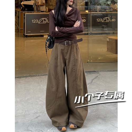 美拉德咖色弯刀阔腿牛仔裤女高腰