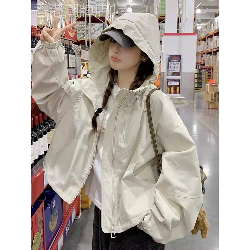 超好看米色短外套女小个子2025秋季新款时尚洋气冲锋衣韩系夹克