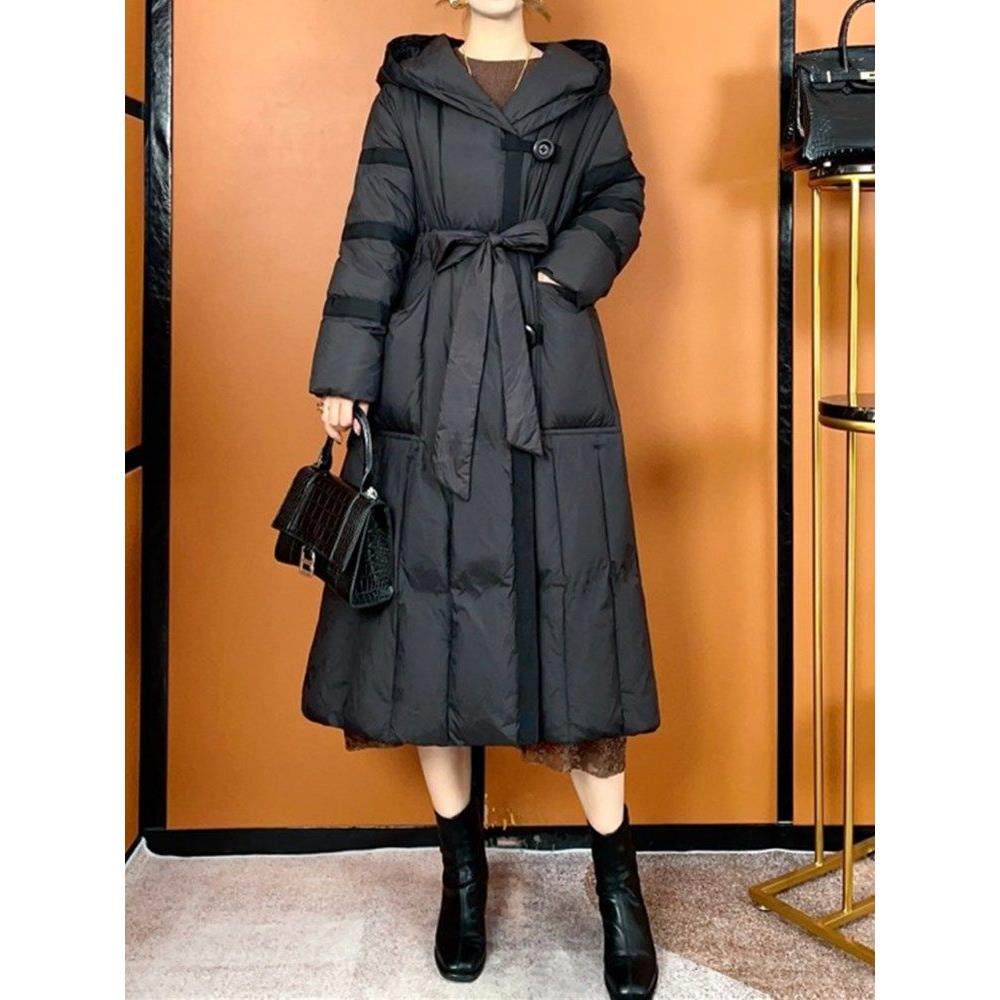 覆古中长款腰带羽绒服女大码过膝秋冬新款宽松气质连帽白鸭绒外套