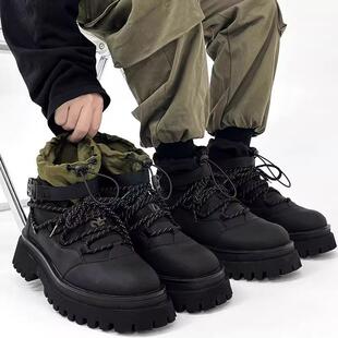 日系情侣露营登山靴小众马丁靴男士帆布工装靴女款英伦风机车短靴