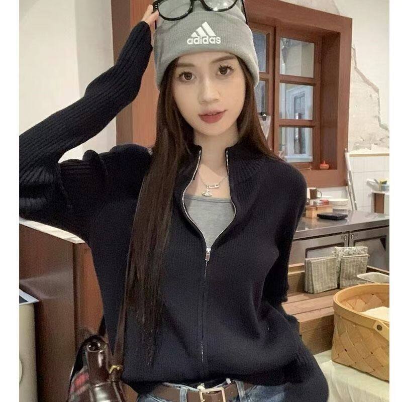 黑色毛衣女秋季2024年韩版时尚短款显瘦百搭外套上衣拉链针织开衫