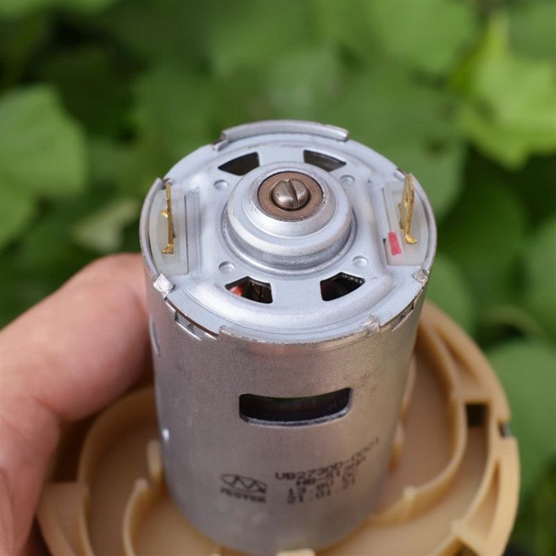 大功率吸尘器风机 DC13.8V 13.5A 前滚珠轴承 775 电机 吸力强大,搬运/仓储/物流设备,机械式停车设备（立体停车库）,淘宝优惠券,粉丝福利购,淘宝优惠卷