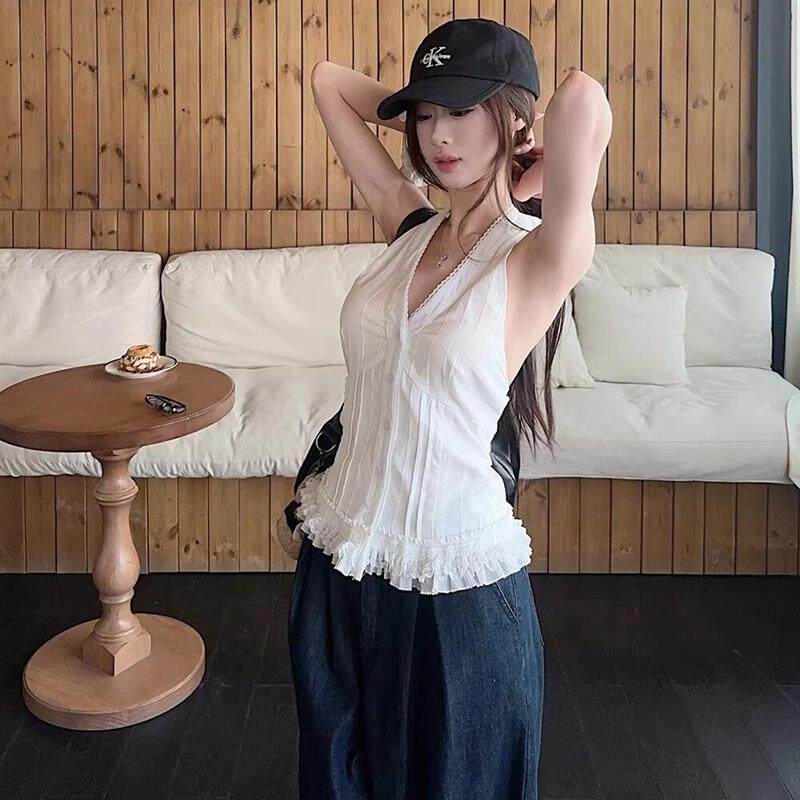 白色挂颈无袖上衣女夏穿搭法式绝美吊带背心短款蕾丝鱼骨V领小衫