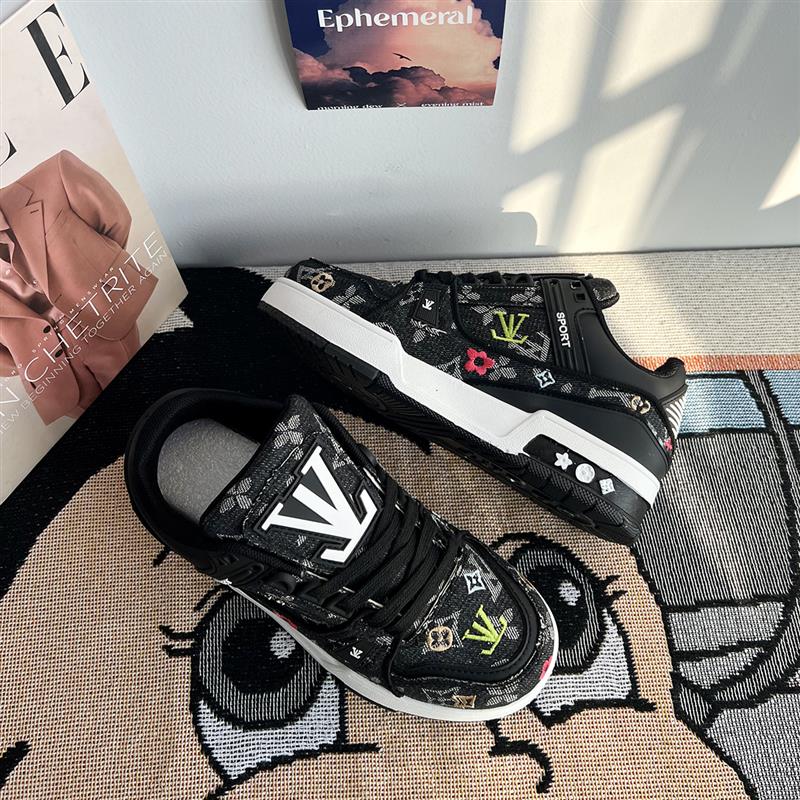 板鞋美式高街黑色鞋子男百搭潮鞋 ins新款面包鞋增高情侣休闲鞋女