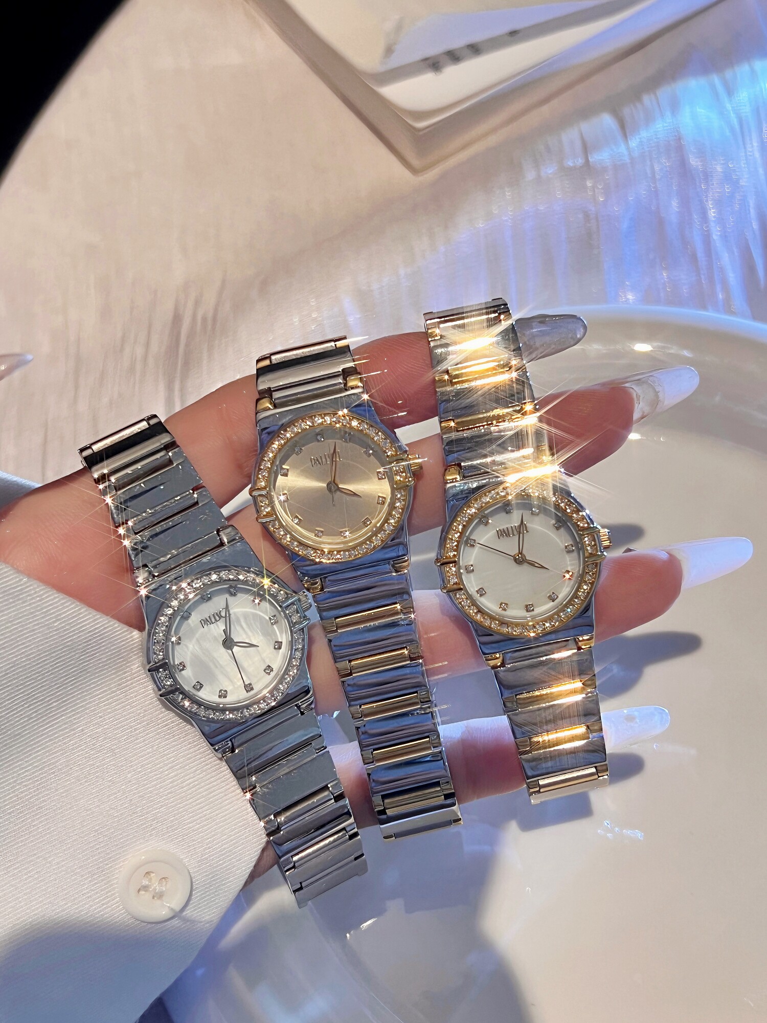 帕莱斯圆形奢华韩系女手表图片