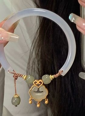 新中式平安锁手镯女轻奢款